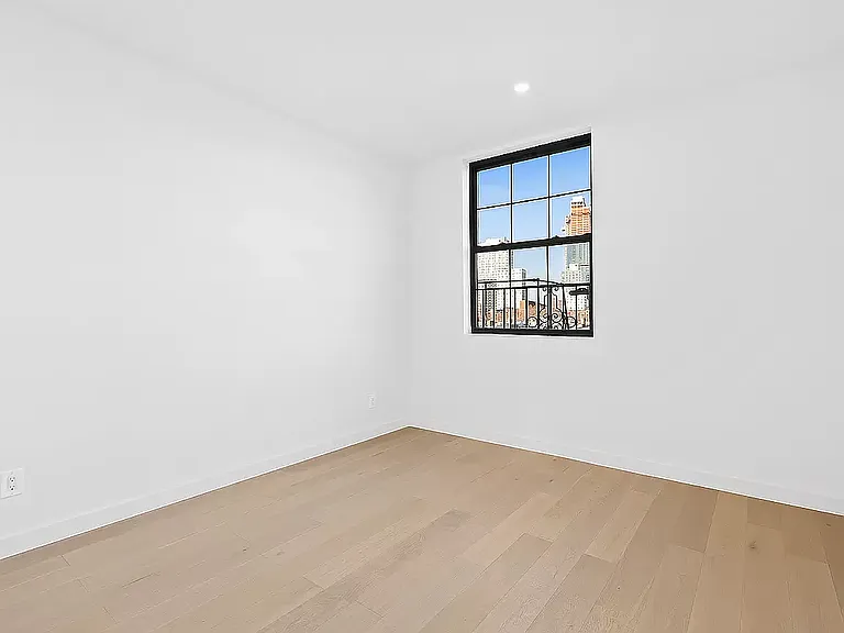 96 Sterling Pl #1B — Photo 8