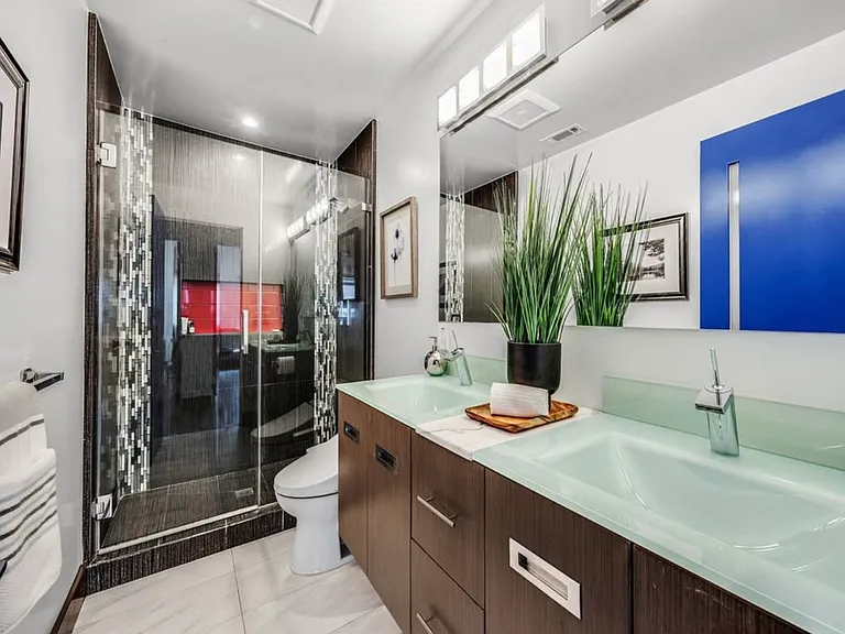 765 Orion Way — Photo 7