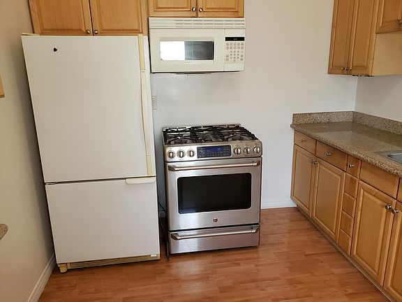 3rd image of 5021 35th St