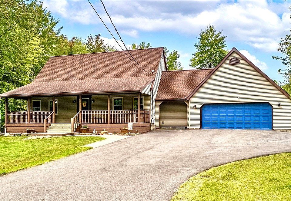 1st image of 384 Secrist Ln