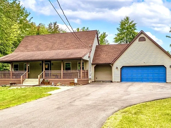 384 Secrist Ln, Girard, OH 44420