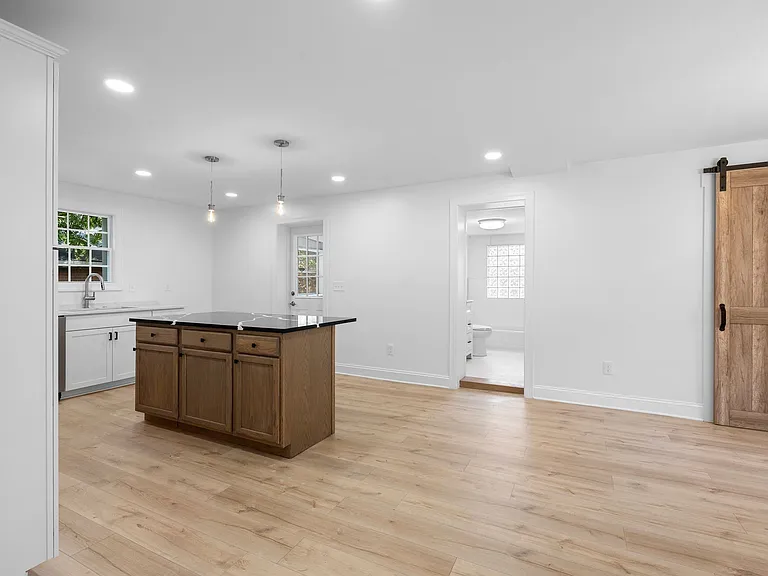 2828 Georgia Ave #A — Photo 34