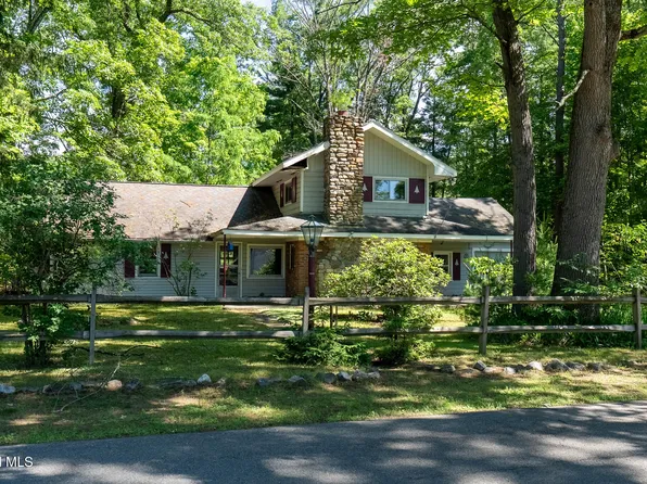 323 Emmett Street, Ballston Spa, NY 12020