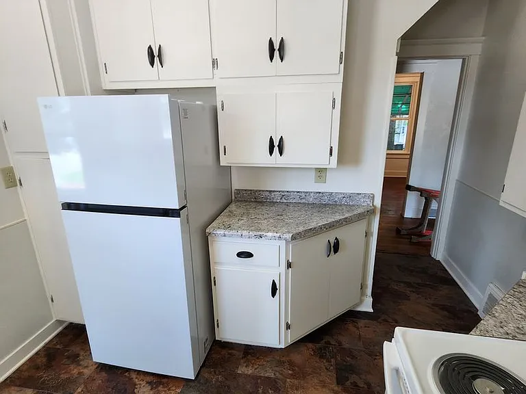 1014 SW 9th St — Photo 8