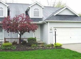 30911 Pepper Mill Ct #82B, North Olmsted, OH 44070