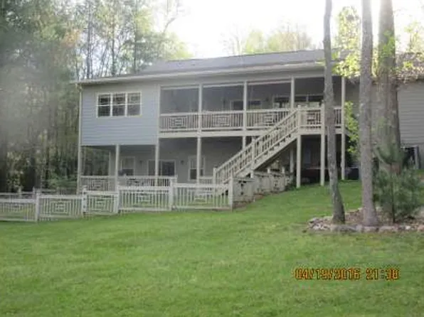 1136 Byers Rd, Blairsville, GA 30512