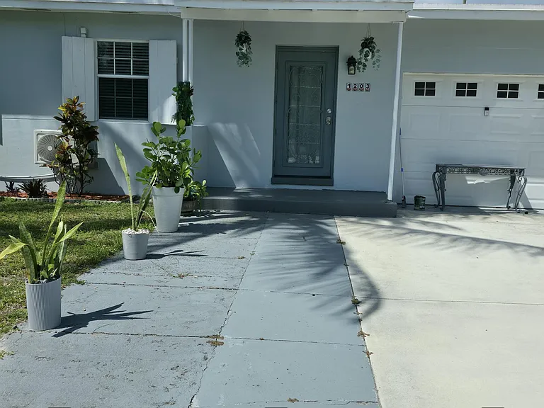 1203 Chateau Park Dr — Photo 18