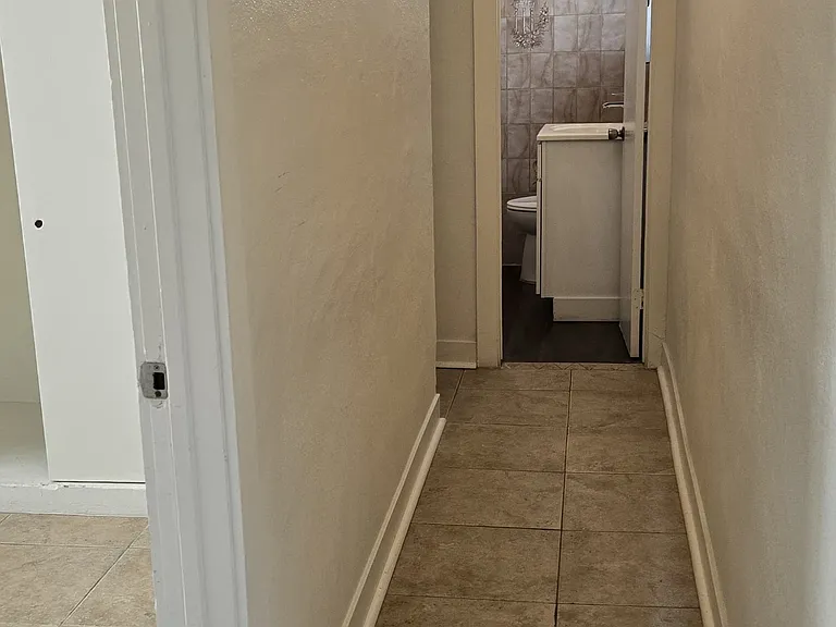 862 Elise St — Photo 12