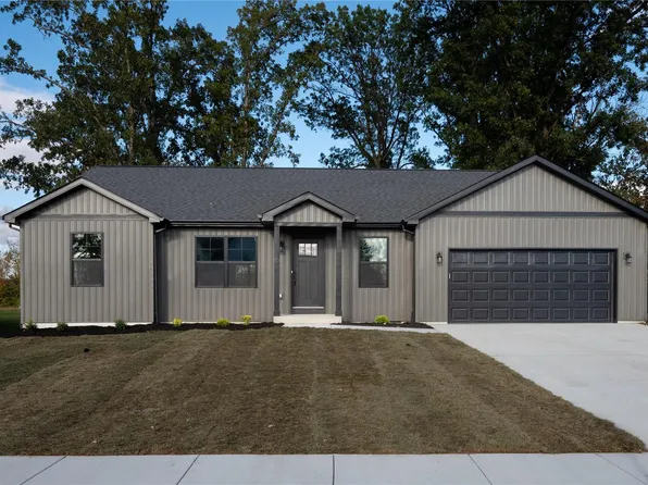 15 Brentwood Ct, Granite City, IL 62040