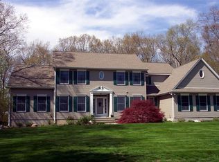 12 Eska Dr, Ledyard, CT 06339