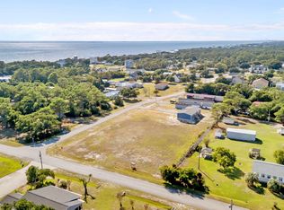 151 Barbee St, Harkers Island, NC 28531