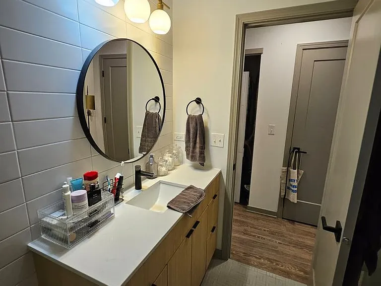 1645 N Wells St #LLC — Photo 7