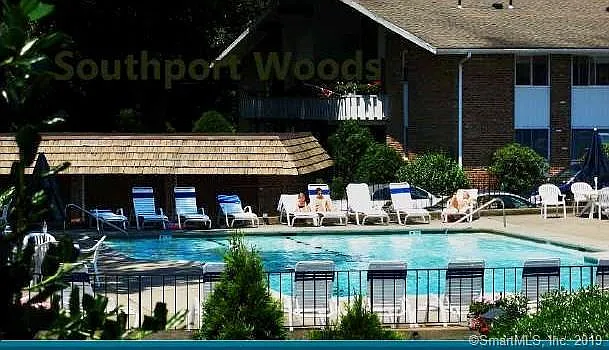 109 Southport Woods Dr — Photo 9