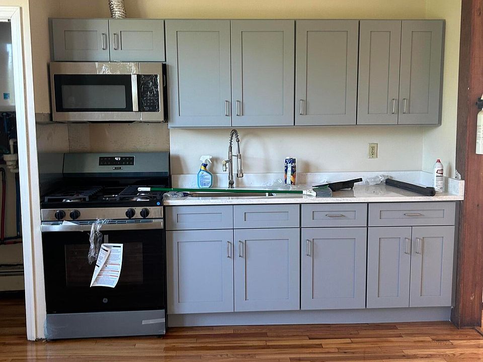 1st image of 511 Langford St APT 3S