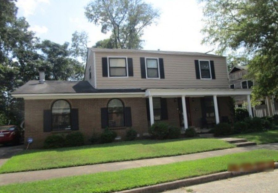 1st image of 519 W 19th St