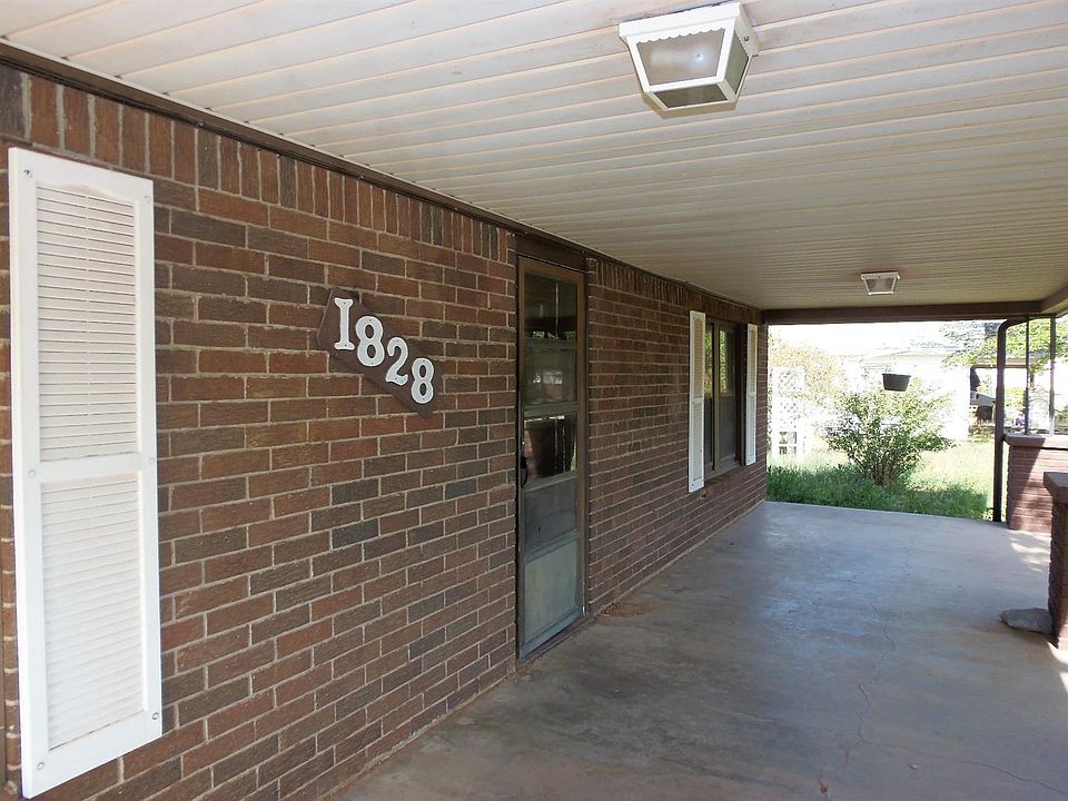 1st image of 1828 N 2nd St