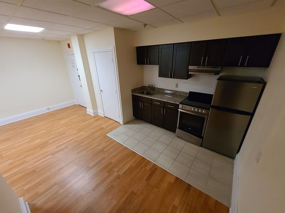 2nd image of 62A Boylston St #122