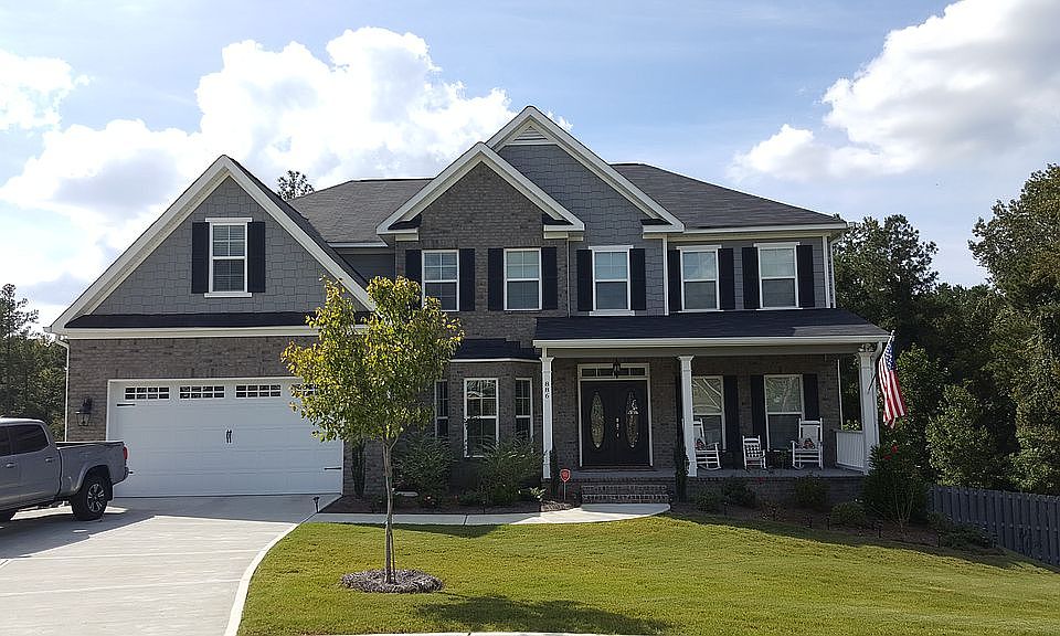 1st image of 886 Leyland Ln