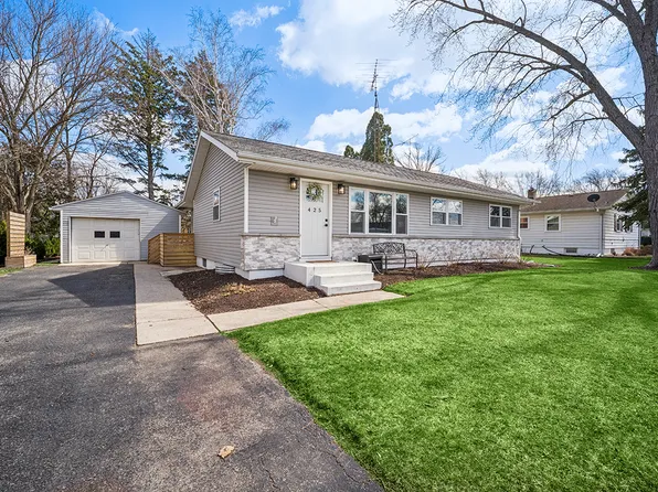 425 Kishwaukee St, Marengo, IL 60152