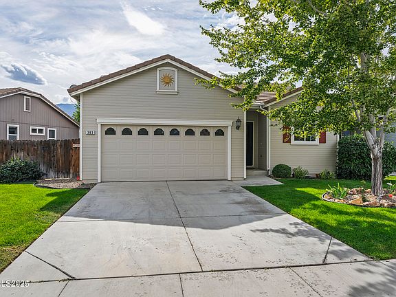 2nd image of 383 Royal Troon Dr