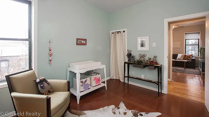 Sold by Garfield Realty  | media 15