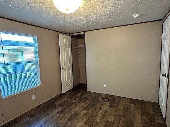 4th image of 18733 Samuels Rd #75B