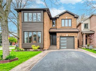 1209 Old Oak Dr, Oakville, ON L6M 3K6