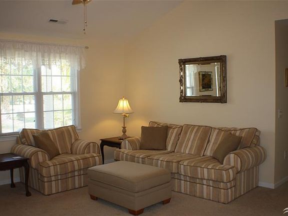 2nd image of 2900 E Lakeview Dr SW