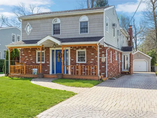 2942 Ewell Place, Wantagh, NY 11793