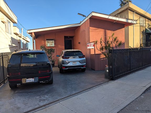 2nd image of 754 N Hill Pl