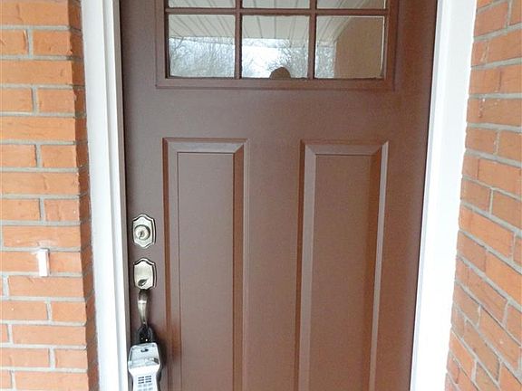 2nd image of 450 Mutton Creek Dr