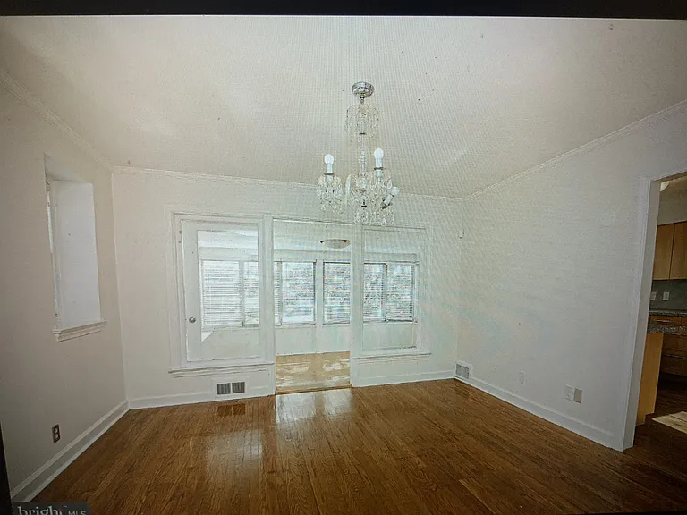 526 Williams Rd — Photo 12