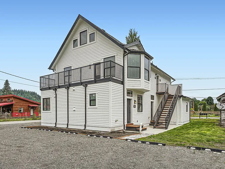 31628 W Commercial Street — Photo 11