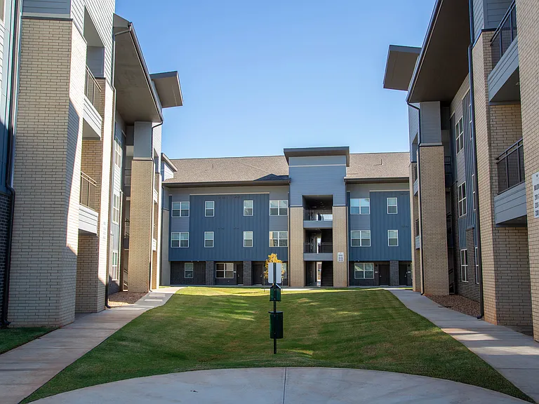 Westgate Park Residential — Photo 30