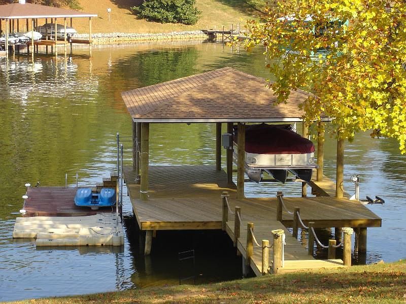 1st image of 1141 Azalea Dr