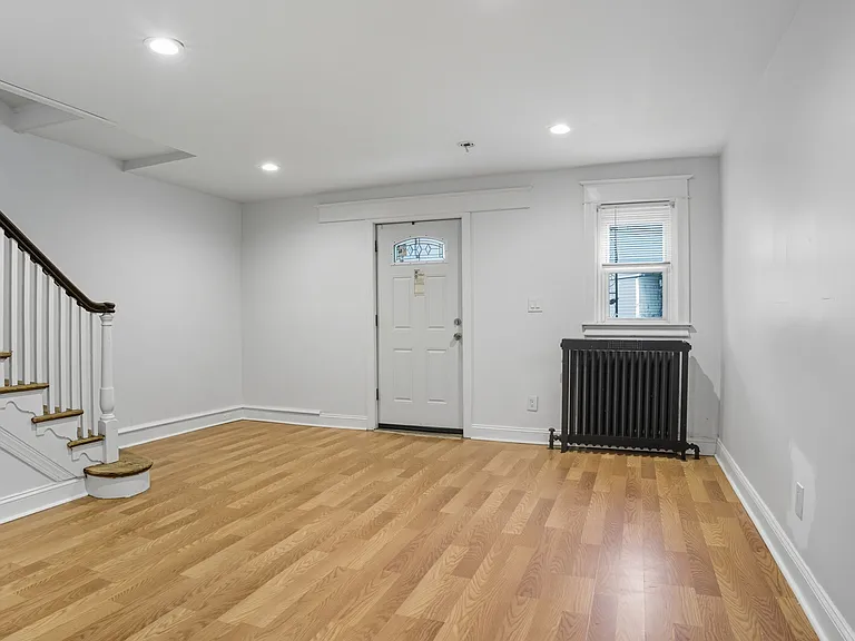 2027 Widener St — Photo 4
