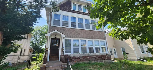 1322 5th St NE #2 Photo 1