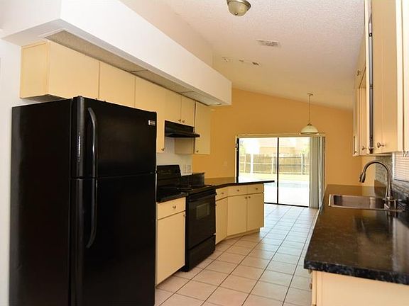 4th image of 2020 Kinder Ct