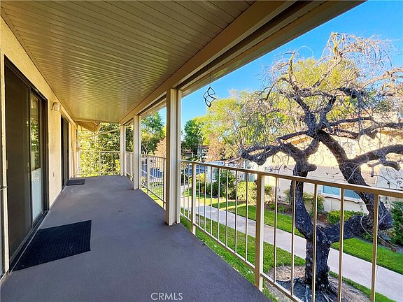4th image of 886 Avenida Sevilla #P