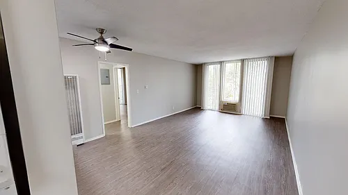 Floor plan 302
