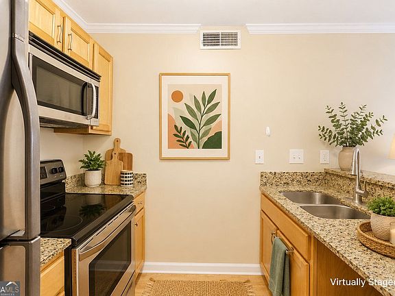 4th image of 1041 State St NW APT 23