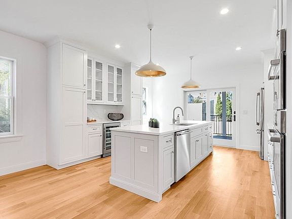 3rd image of 12 Putnam St #1