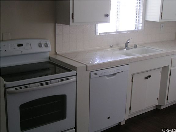 2nd image of 8611 Laurel Ave