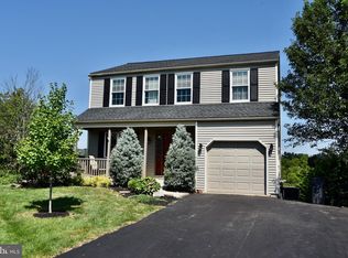 440 Golden Dr, Blandon, PA 19510