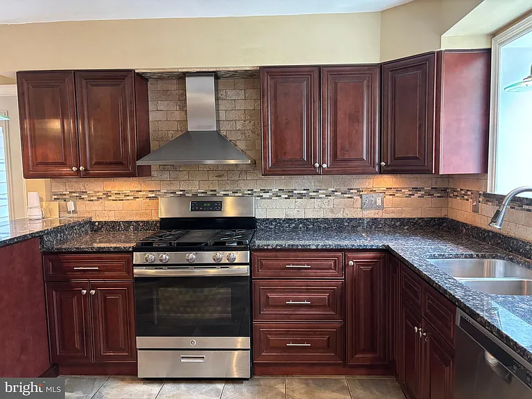 3913 Parsons Rd — Photo 26
