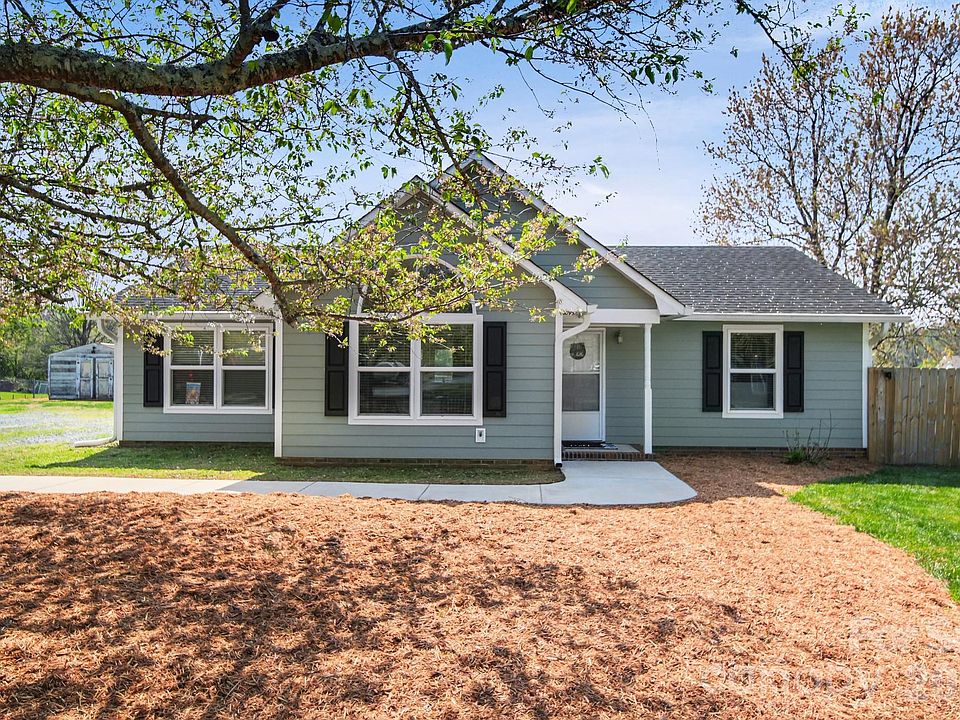 1st image of 2020 Field Ridge Ln