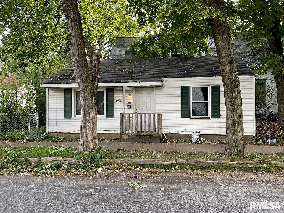 1st image of 1026 S Westmoreland Ave