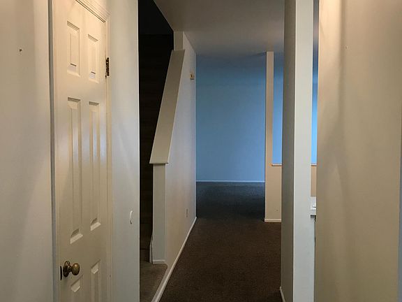 4th image of 11 Village Ml
