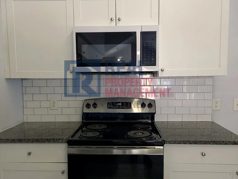 1415 10th St W — Photo 7