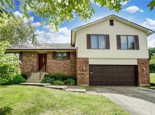 4117 Ridgecliff Dr, Dayton, OH 45440